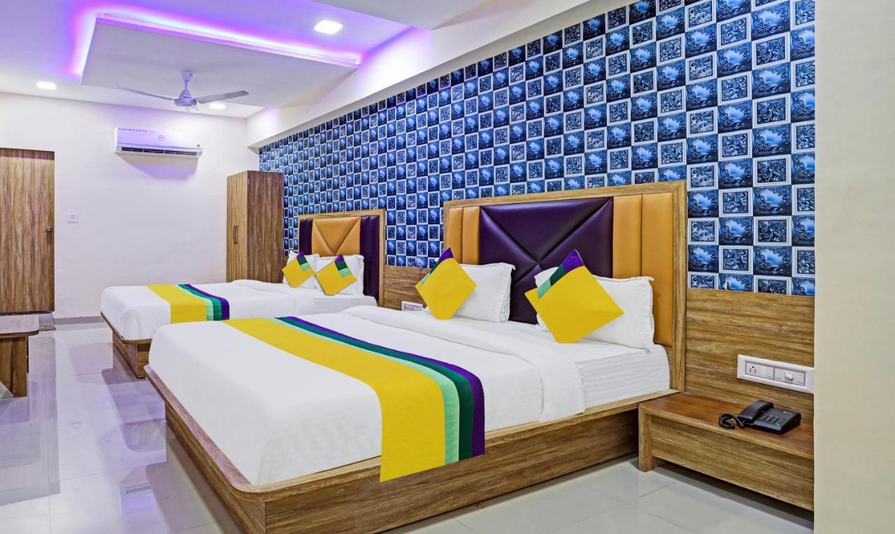 Itsy Hotels Rk Palace Vadodara Exterior photo